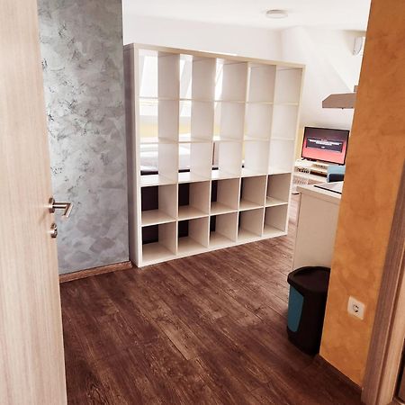 Live & Sleep Apartment Novi Sad Bagian luar foto